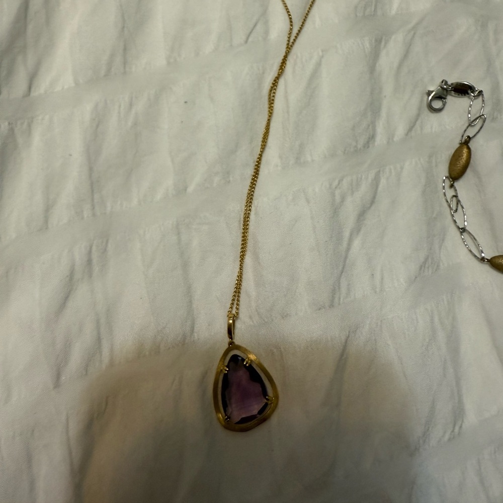 Elegant Gold Necklace with Purple Pendant